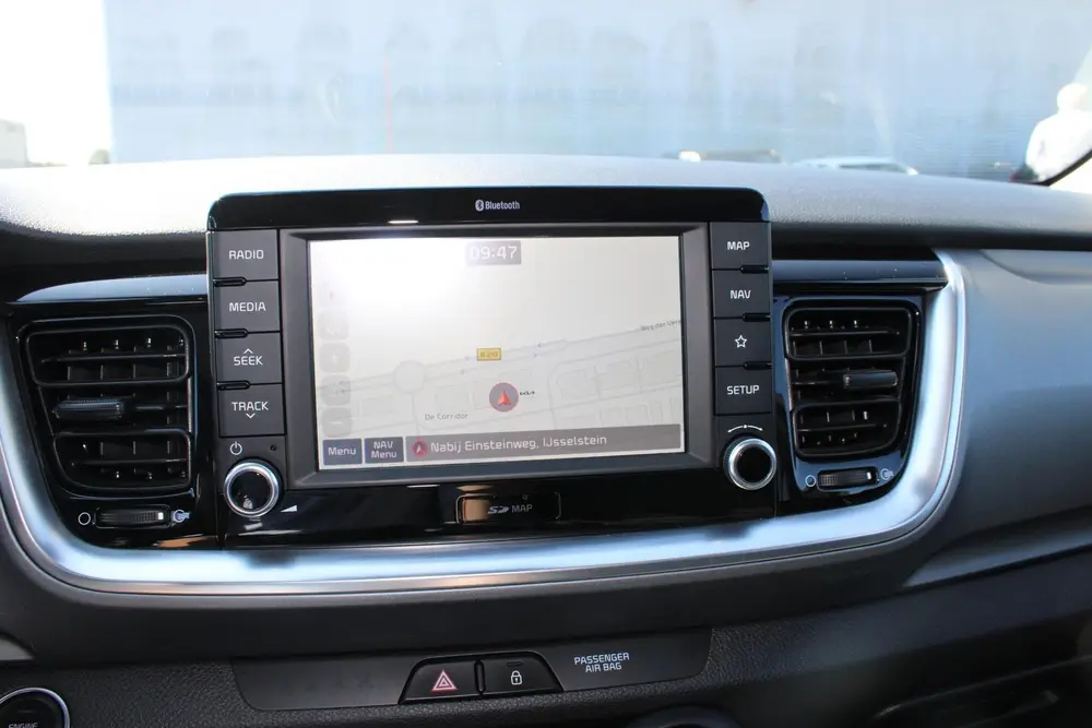 Kia Stonic 1.0 T-GDi DynamicPlusLine NAVIGATIE, ACHTERUITRIJ uit 2019, foto 20