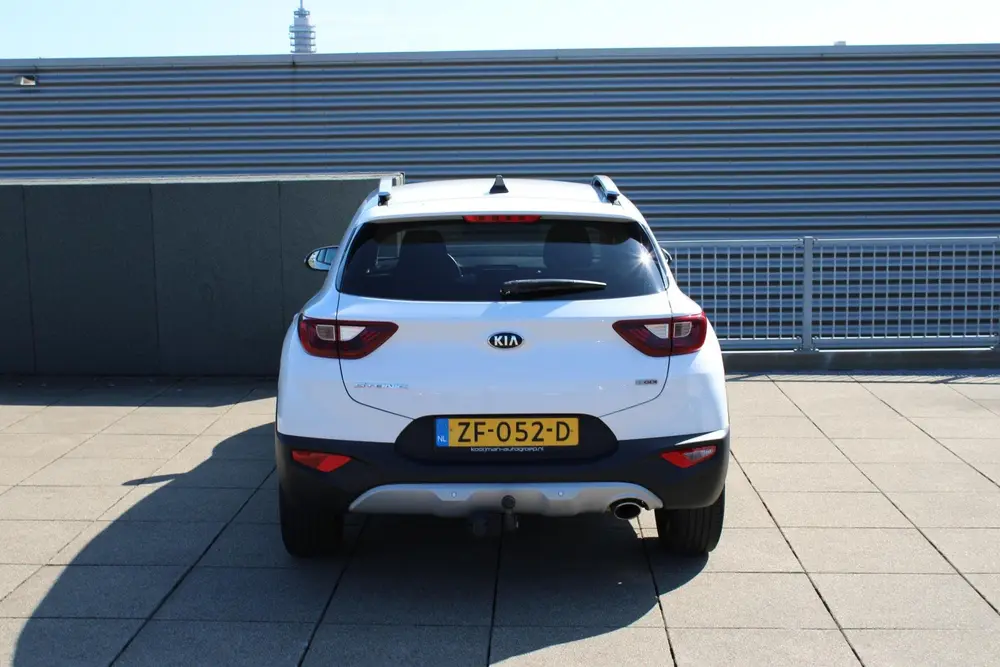 Kia Stonic 1.0 T-GDi DynamicPlusLine NAVIGATIE, ACHTERUITRIJ uit 2019, foto 6