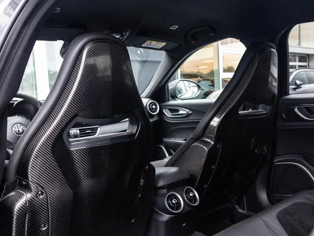 Alfa Romeo Giulia 2.9 V6 Quadrifoglio | Handgeschakeld | Per uit 2019, foto 9