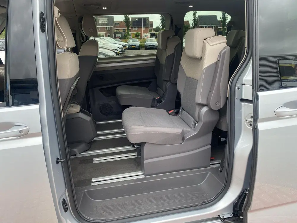Volkswagen Multivan 1.4 eHybrid L1H1 Life | Trekhaak | LED M uit 2023, foto 17