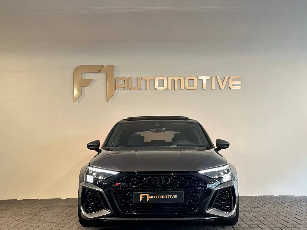 Audi RS3 2.5 TFSI quattro Pano uit 2022, foto 3