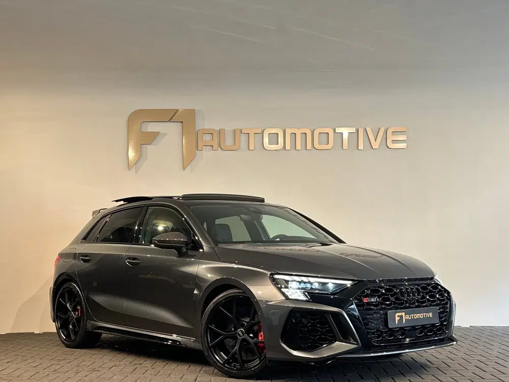 Audi RS3 2.5 TFSI quattro Pano uit 2022, foto 4