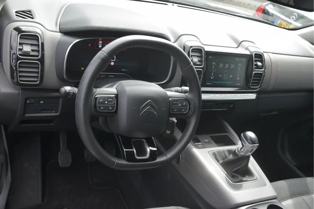 Citroën C5 Aircross 1.2 PureTech Feel Carplay uit 2019, foto 8