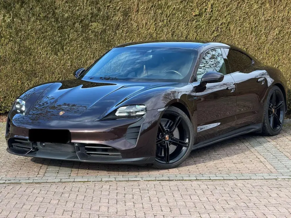 Porsche Taycan turbo S uit 2021
