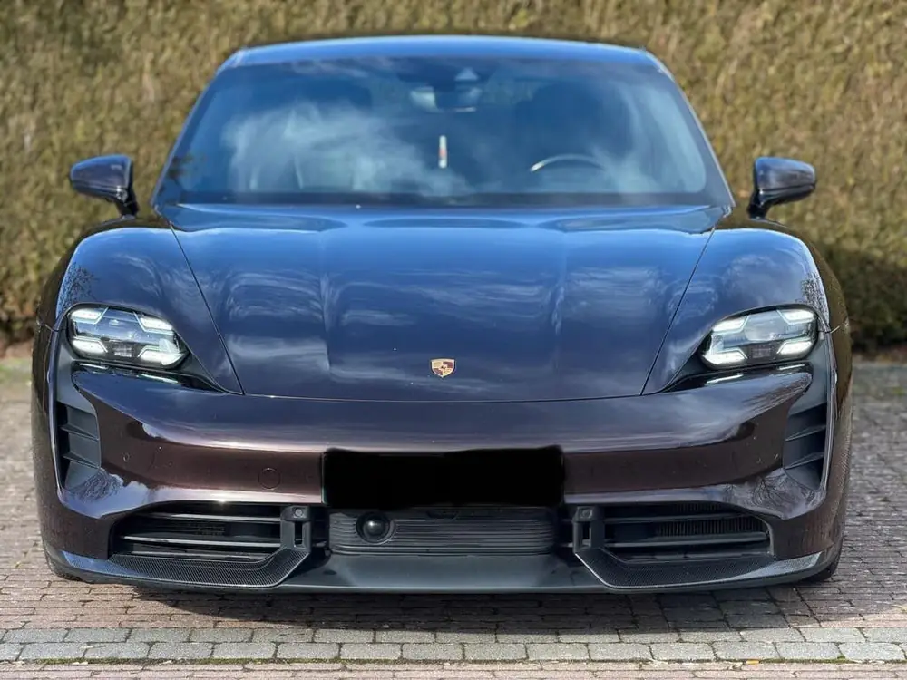 Porsche Taycan turbo S uit 2021, foto 3