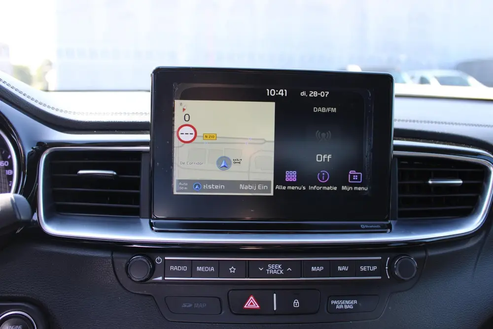 Kia Ceed 1.4 T-GDi DynamicPlusLine AUTOMAAT STOEL- STUURVERW uit 2019, foto 16