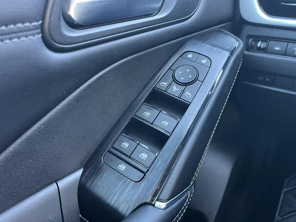 Nissan Qashqai 1.3 MHEV N-Connecta 360 CAMERA STOELVERW B uit 2024, foto 15