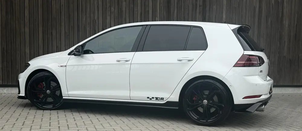 Volkswagen Golf 2.0 TSI GTI TCR PANO | ACC | 19 INCH |VIRTUA uit 2019, foto 4