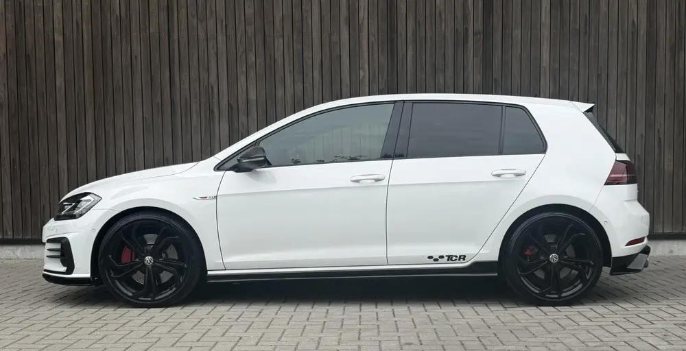 Volkswagen Golf 2.0 TSI GTI TCR PANO | ACC | 19 INCH |VIRTUA uit 2019, foto 6