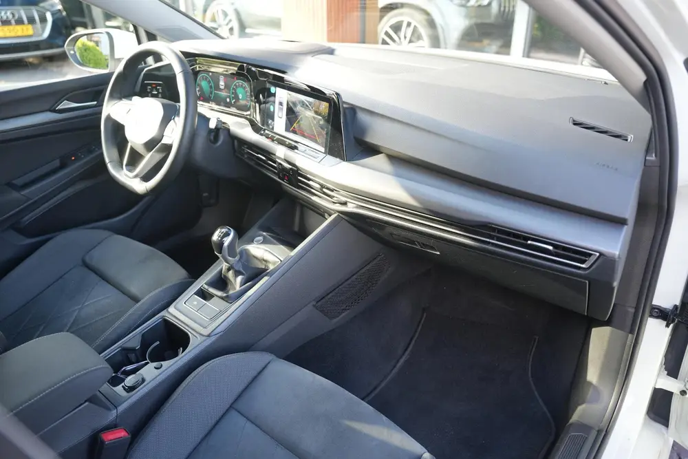 Volkswagen Golf 1.5 TSI Style Adapt. Cruise HeadUp Memory St uit 2022, foto 16