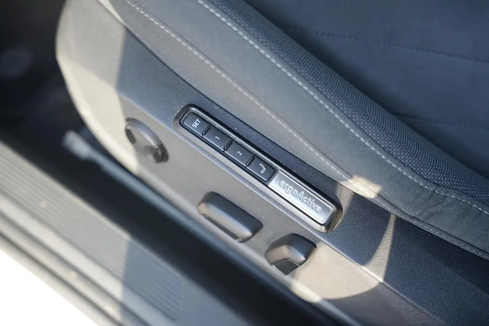 Volkswagen Golf 1.5 TSI Style Adapt. Cruise HeadUp Memory St uit 2022, foto 19