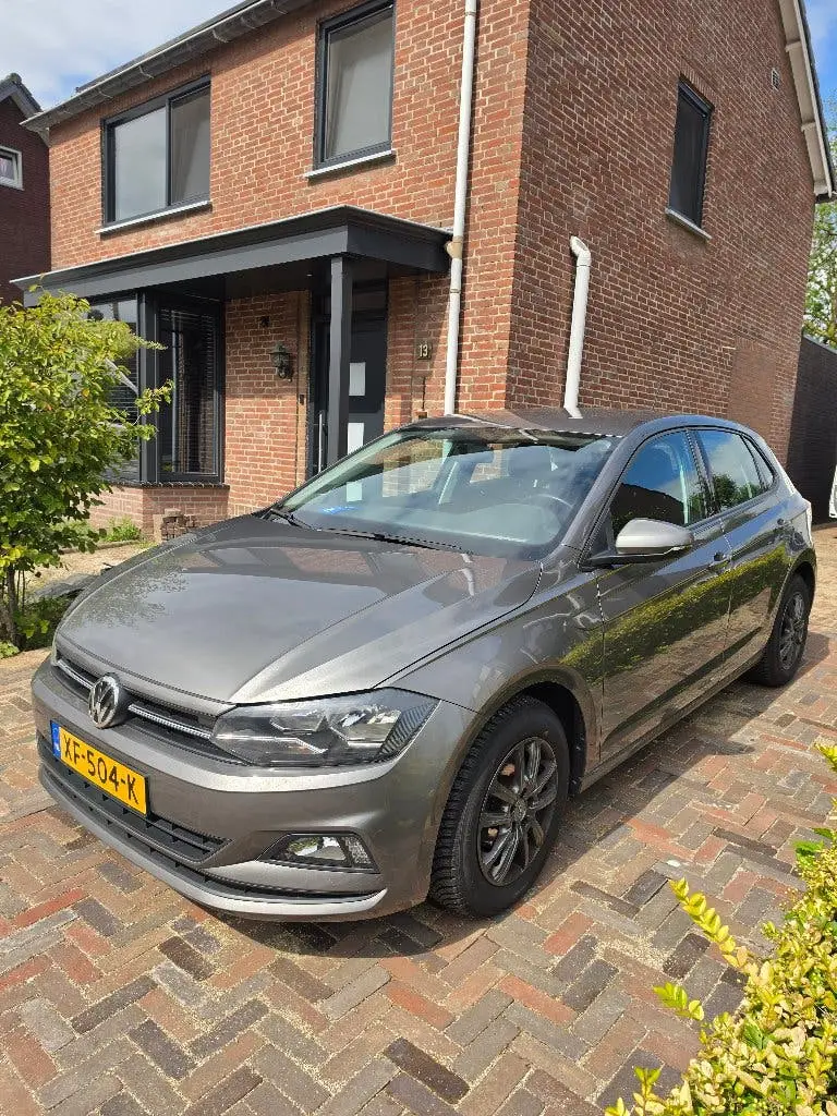 Volkswagen Polo 1.0 TSI 95pk 2019 Grijs uit 2019, foto 2