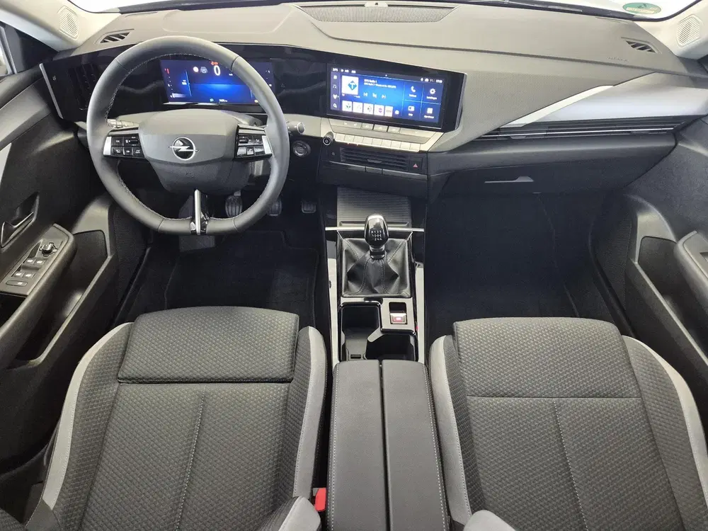 Opel Astra 1.2 Turbo Edition uit 2024, foto 10