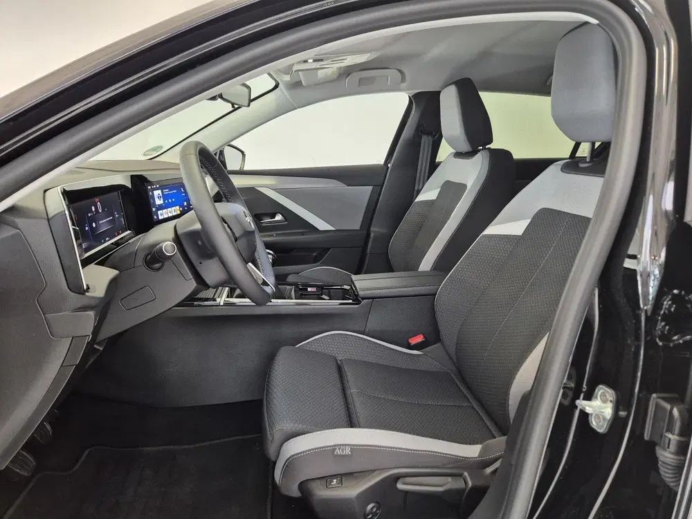 Opel Astra 1.2 Turbo Edition uit 2024, foto 12