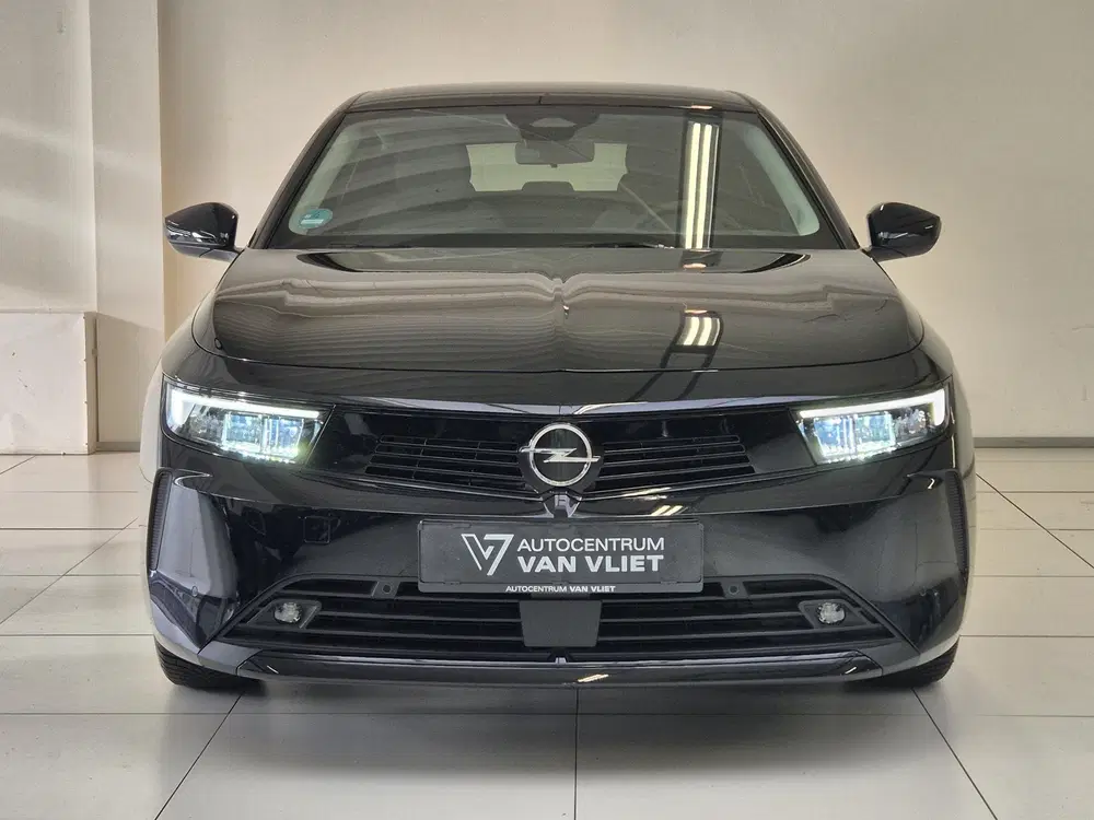 Opel Astra 1.2 Turbo Edition uit 2024, foto 3