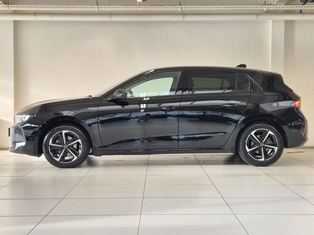 Opel Astra 1.2 Turbo Edition uit 2024, foto 5