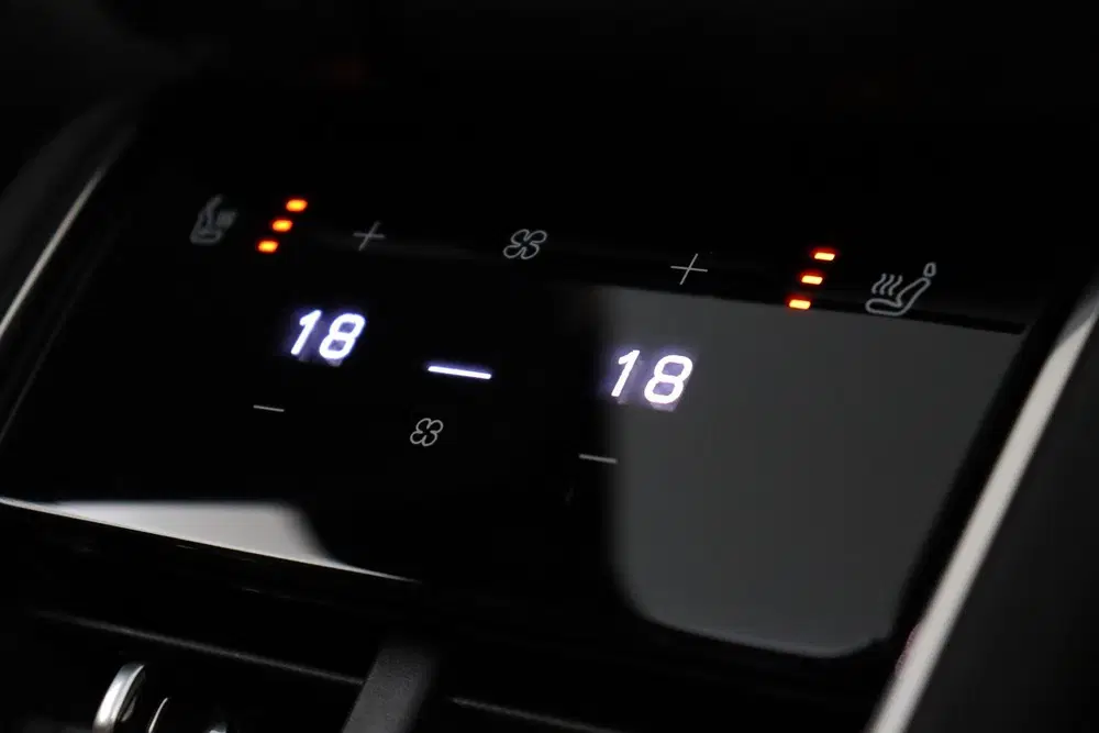 Volvo ES90 SINGLE MOTOR EXTENDED RANGE CORE 92 kWh -P uit 2026, foto 16