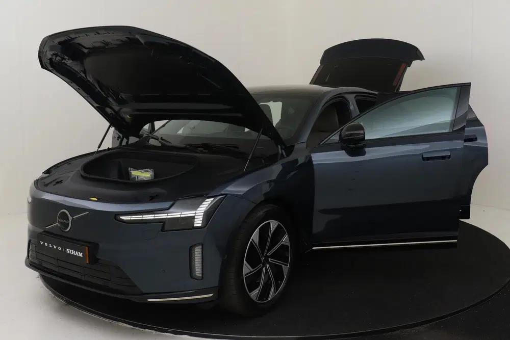 Volvo ES90 SINGLE MOTOR EXTENDED RANGE CORE 92 kWh -P uit 2026, foto 17