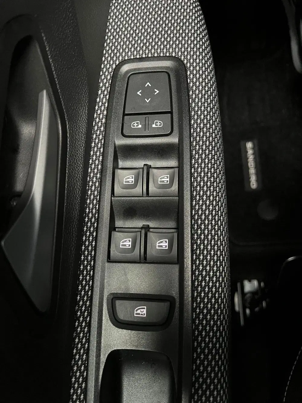 Dacia Sandero 1.0 TCe 90 Expression Automaat uit 2023, foto 18