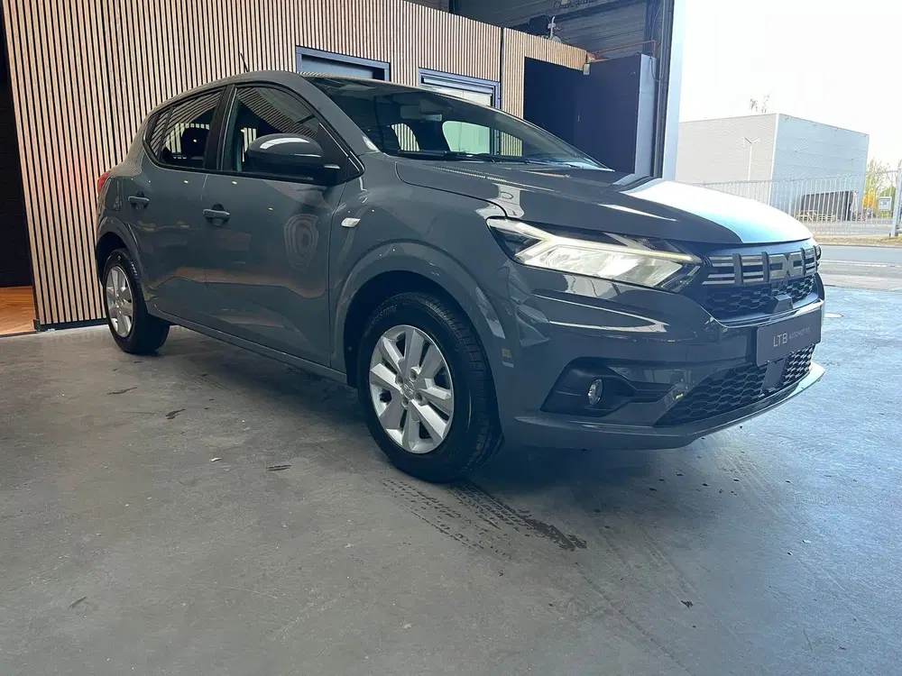 Dacia Sandero 1.0 TCe 90 Expression Automaat uit 2023, foto 3