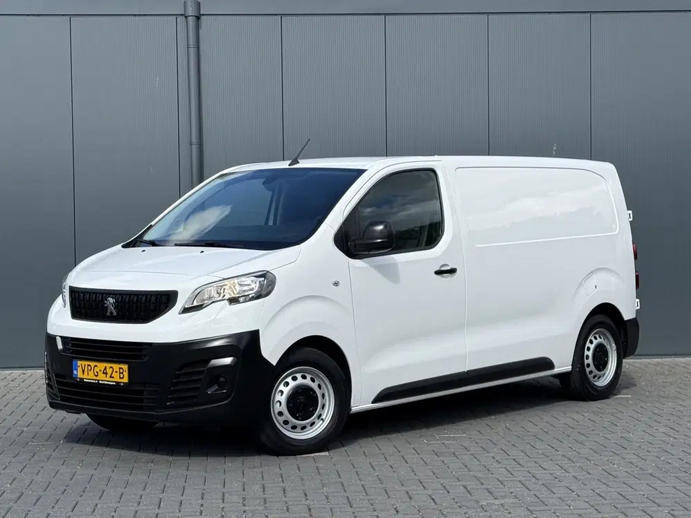 Peugeot Expert 1.5 BlueHDI 102 PK uit 2022, foto 2