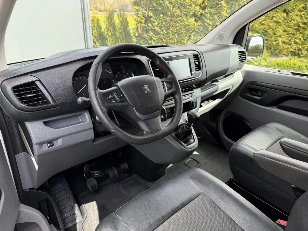 Peugeot Expert 1.5 BlueHDI 102 PK uit 2022, foto 7