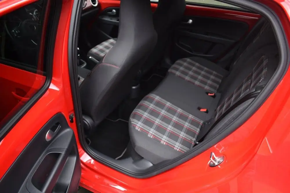 Volkswagen Up! 1.0 TSI GTI APK TOT 03-2028 PDC CLIMA CRUISE uit 2020, foto 15