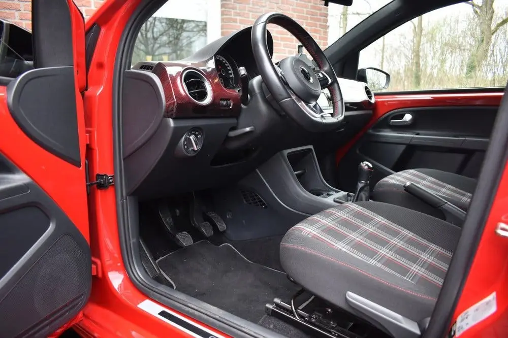 Volkswagen Up! 1.0 TSI GTI APK TOT 03-2028 PDC CLIMA CRUISE uit 2020, foto 9