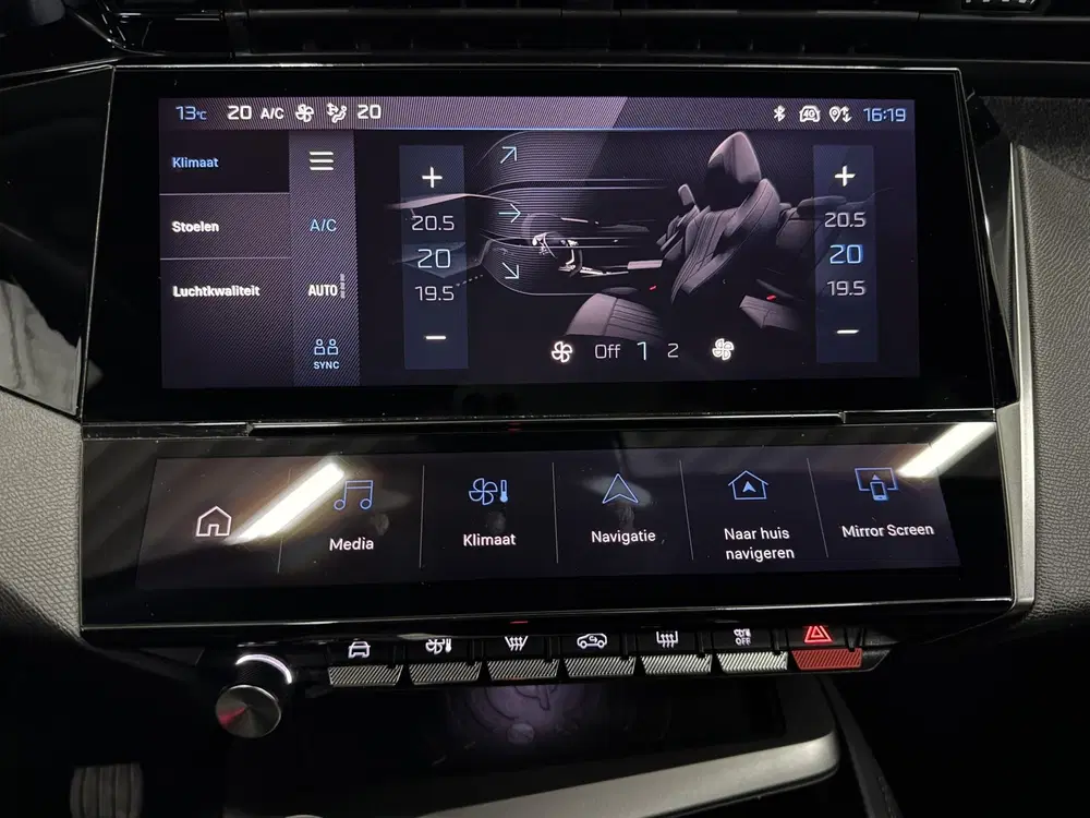 Peugeot 308 1.2 PureTech Allure Pack Business DB-RIEM uit 2023, foto 10