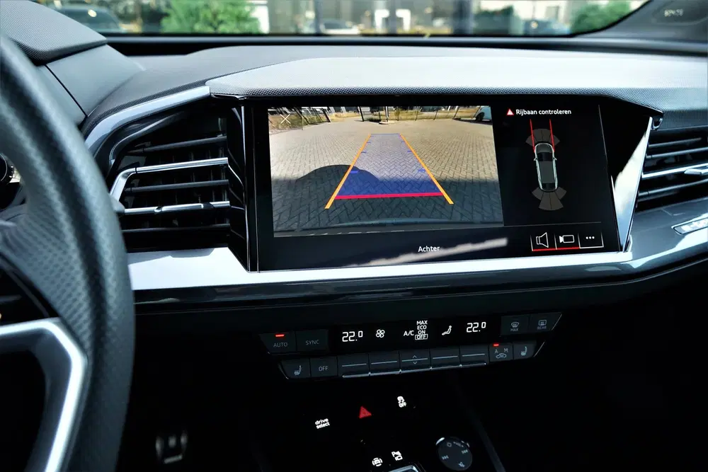 Audi Q4 e-tron 40 S-line 204pk Pano Sonos Camera K uit 2023, foto 11