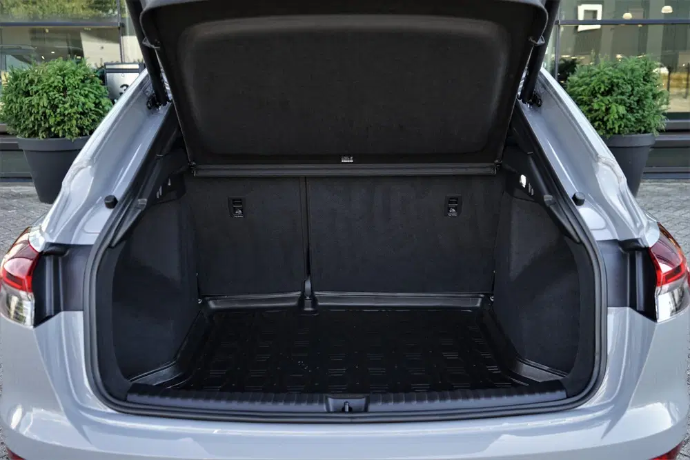 Audi Q4 e-tron 40 S-line 204pk Pano Sonos Camera K uit 2023, foto 13