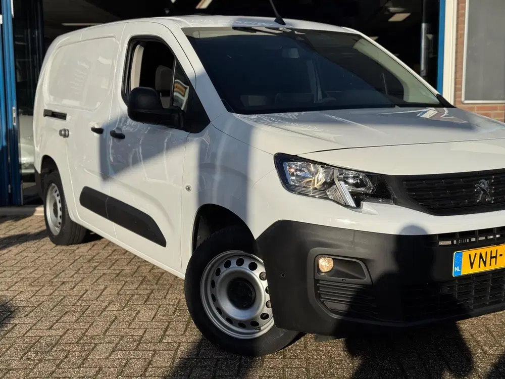 Peugeot Partner 1.5 BlueHDI Premium Long 2021 NAVI AIRCO B uit 2021, foto 17