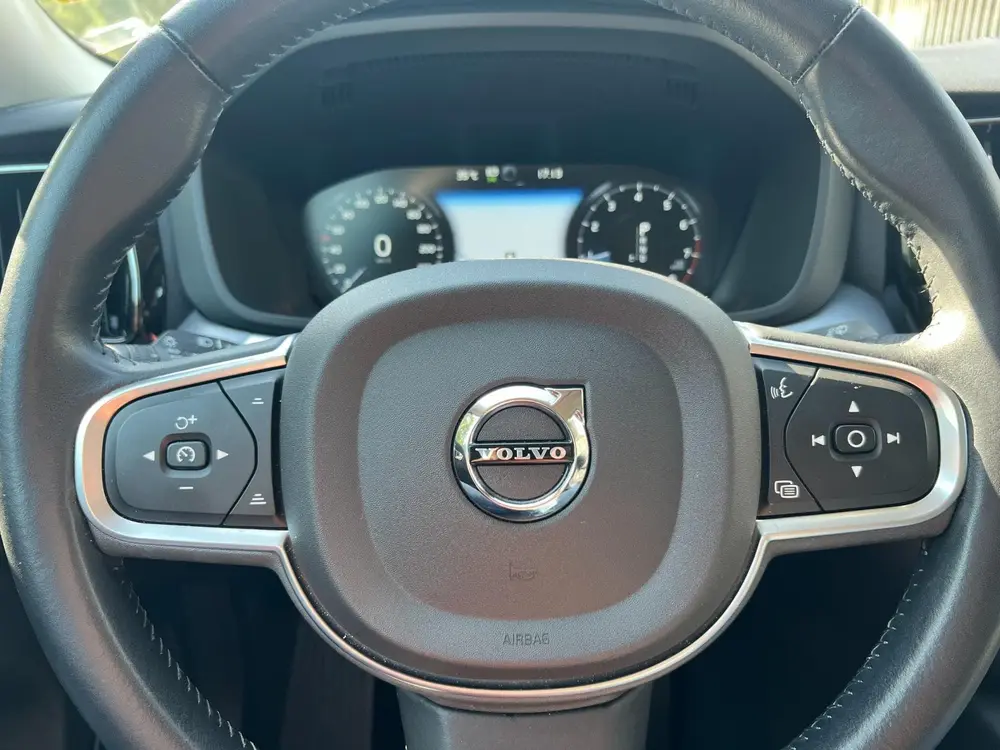Volvo XC60 2.0 T5 Momentum Pro, Navi, Camera, Zeer nette aut uit 2019, foto 10