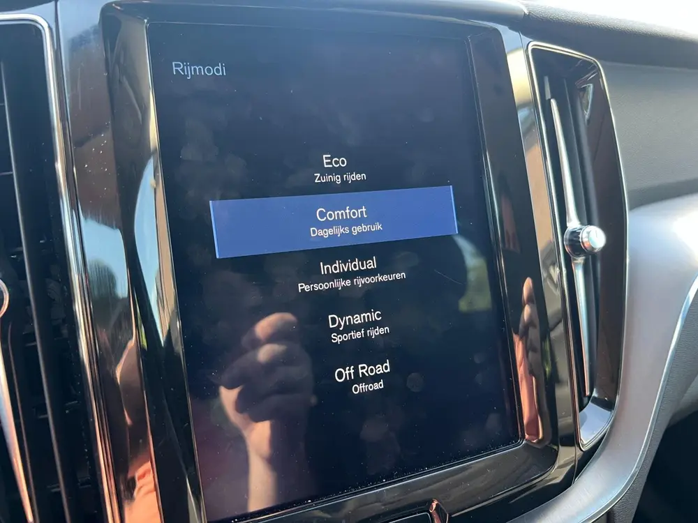 Volvo XC60 2.0 T5 Momentum Pro, Navi, Camera, Zeer nette aut uit 2019, foto 14