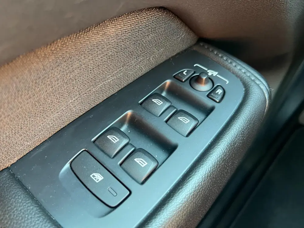 Volvo XC60 2.0 T5 Momentum Pro, Navi, Camera, Zeer nette aut uit 2019, foto 18