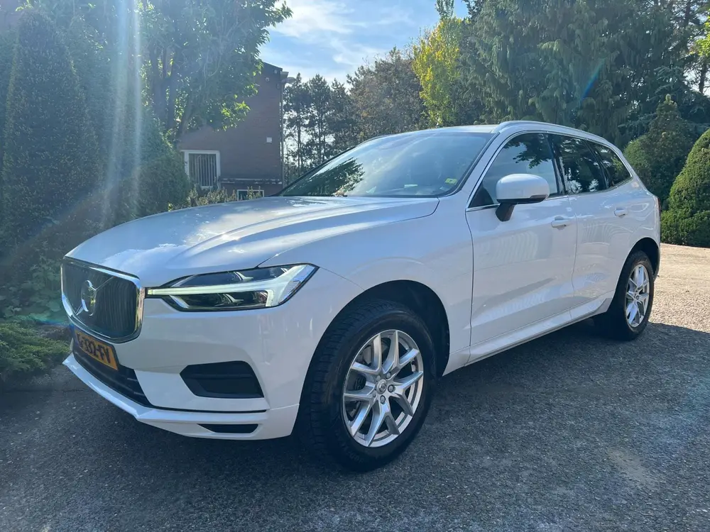 Volvo XC60 2.0 T5 Momentum Pro, Navi, Camera, Zeer nette aut uit 2019, foto 3