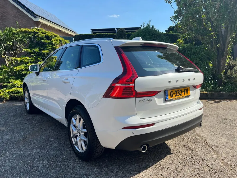 Volvo XC60 2.0 T5 Momentum Pro, Navi, Camera, Zeer nette aut uit 2019, foto 4