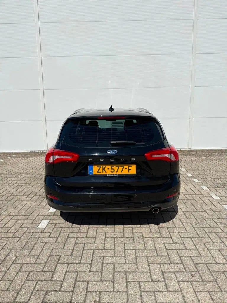 Ford Focus Wagon 1.0 EcoBoost Trend Edition Business uit 2019, foto 5