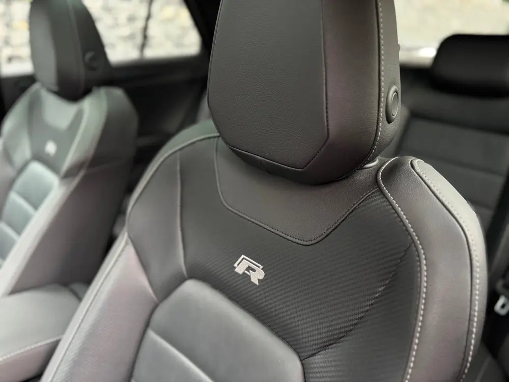 Volkswagen T-Roc 2.0 TSI 4Motion R Pano Akra Leder uit 2020, foto 13