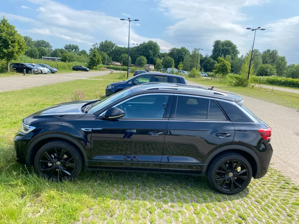 Volkswagen T-Roc 1.5 TSI 150pk 7-DSG 2024 Zwart uit 2024, foto 3
