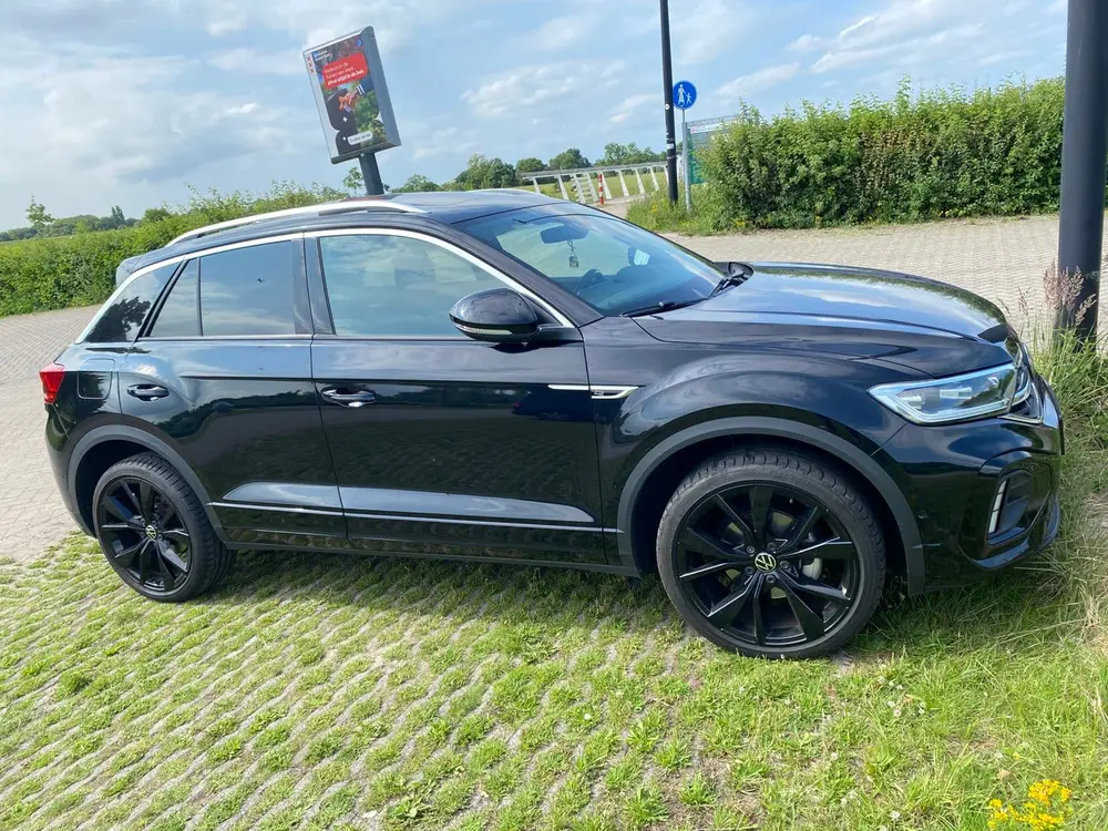 Volkswagen T-Roc 1.5 TSI 150pk 7-DSG 2024 Zwart uit 2024, foto 4