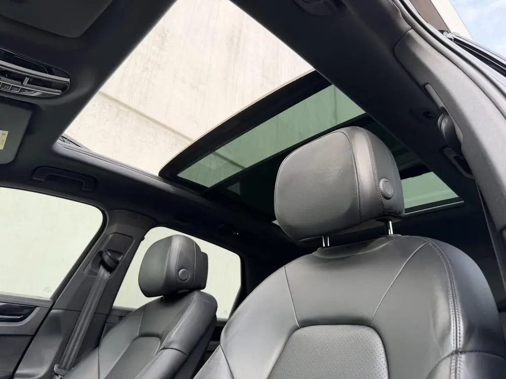 Porsche Cayenne 3.0 E-Hybrid Pano uit 2020, foto 3