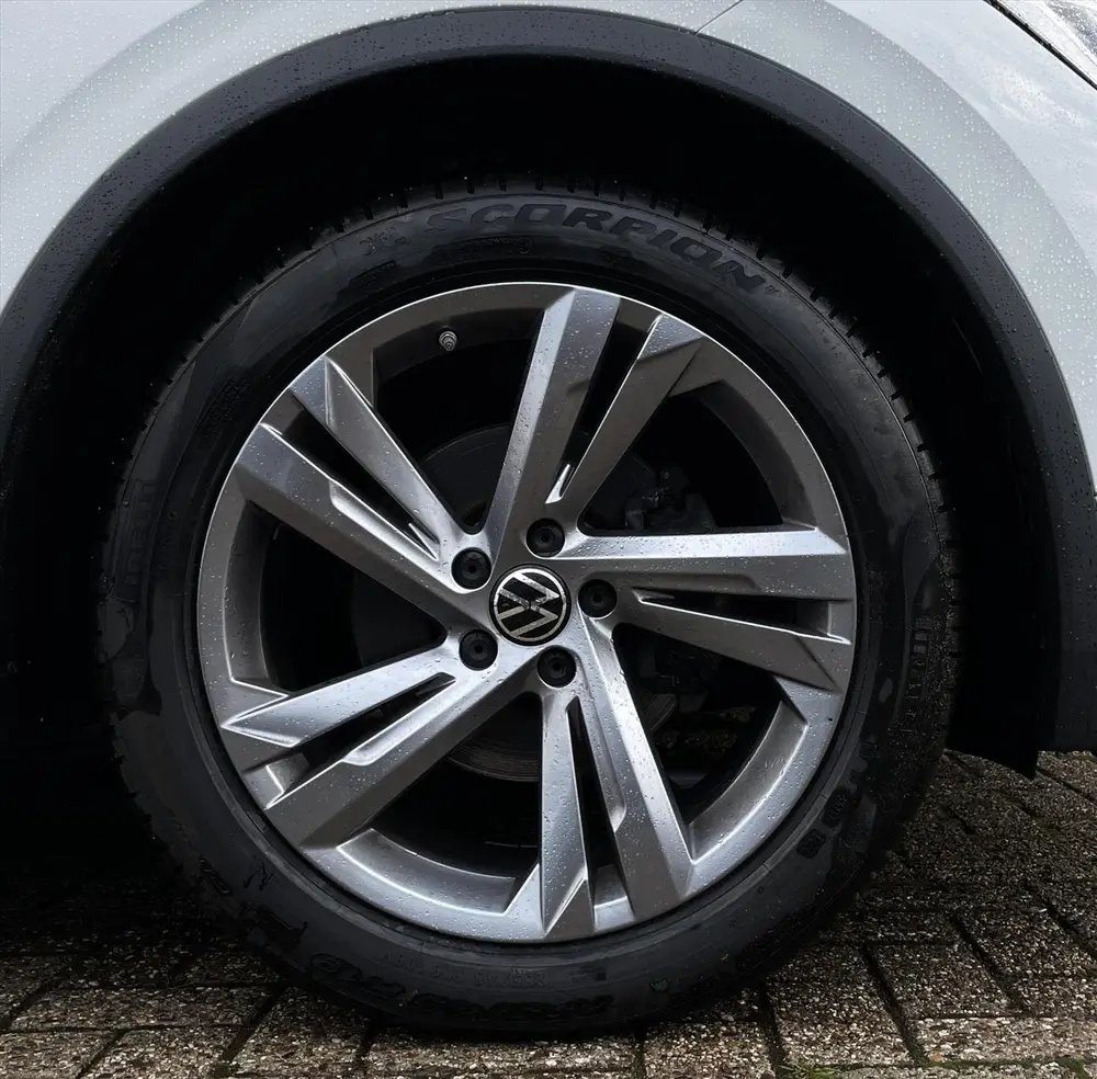 Volkswagen Tiguan 1.5 TSI 150pk 7-DSG 2X R-line uit 2022, foto 8
