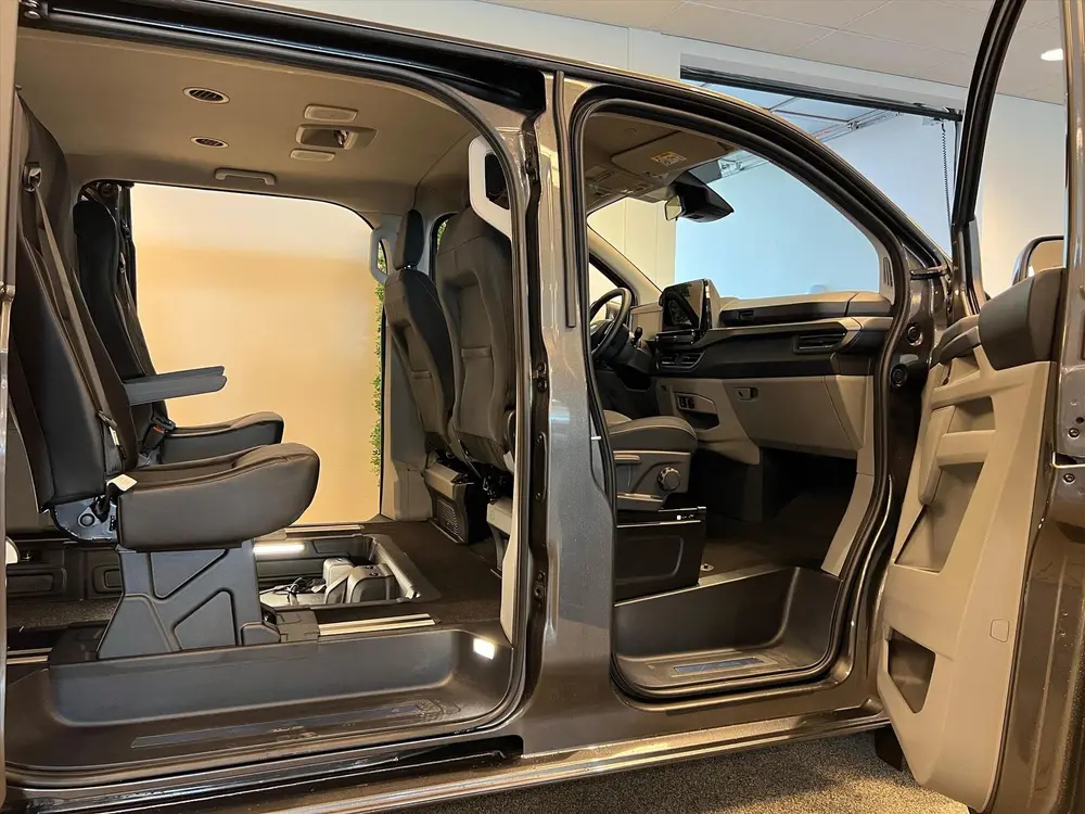 Ford Tourneo Custom L2H1 Groepsvervoer Rolstoelbus 2x rolsto uit 2026, foto 5