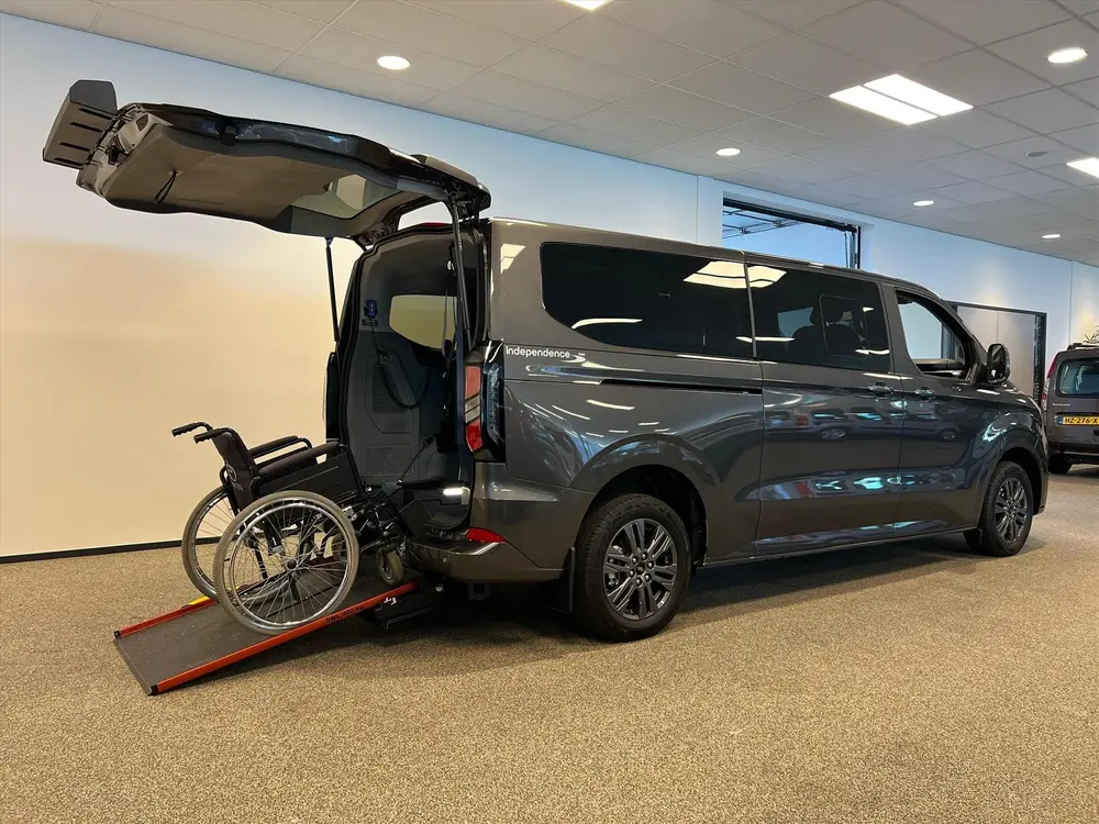Ford Tourneo Custom L2H1 Groepsvervoer Rolstoelbus 2x rolsto uit 2026, foto 9