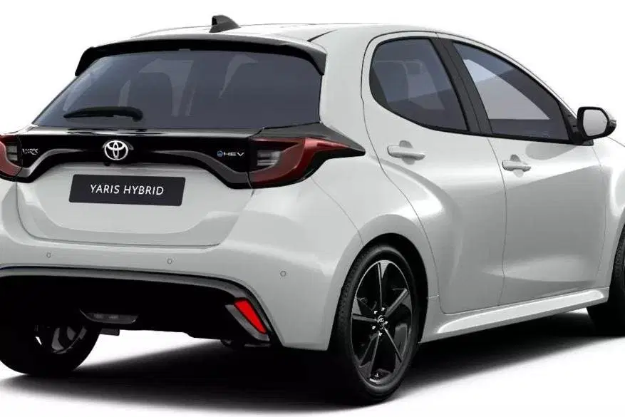 Toyota Yaris 1.5 Hybrid 130 Executive uit 2026, foto 2