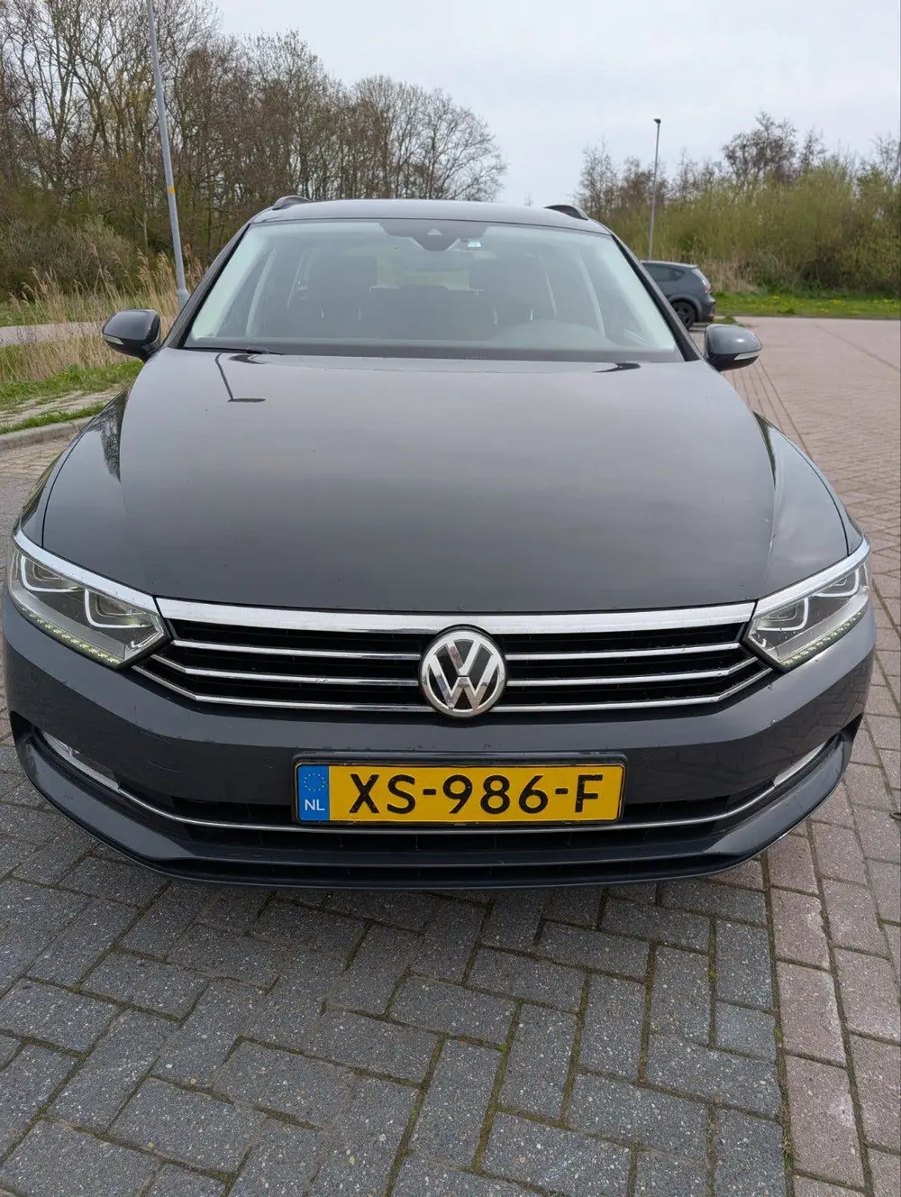 Volkswagen Passat Variant Passat 2.0 TDI 150pk 2019 Grijs dealeronderhouden uit 2019, foto 2