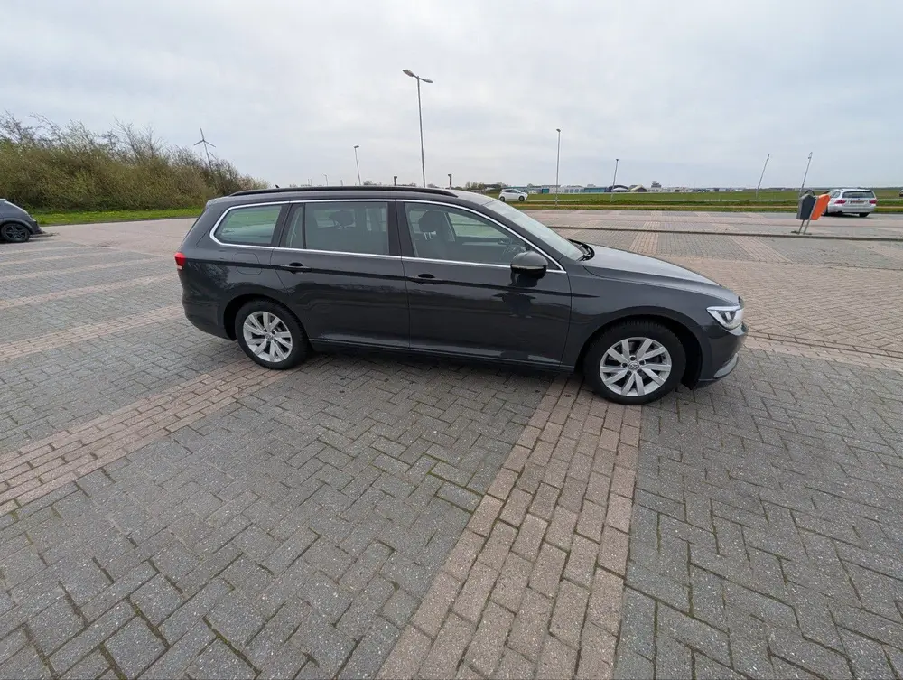 Volkswagen Passat Variant Passat 2.0 TDI 150pk 2019 Grijs dealeronderhouden uit 2019, foto 4