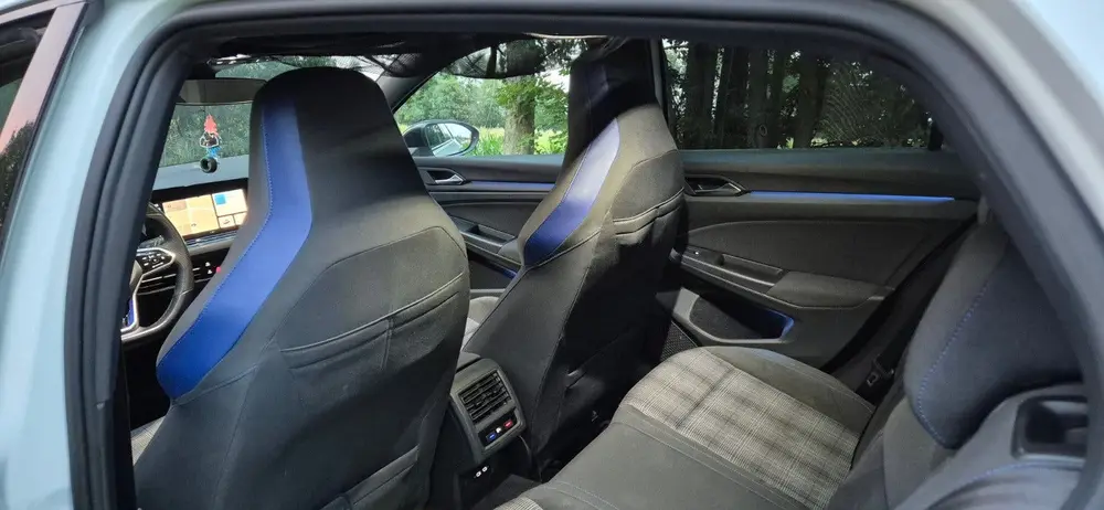 Volkswagen Golf 1.4 Ehybrid 245pk DSG 2020 Wit uit 2020, foto 14