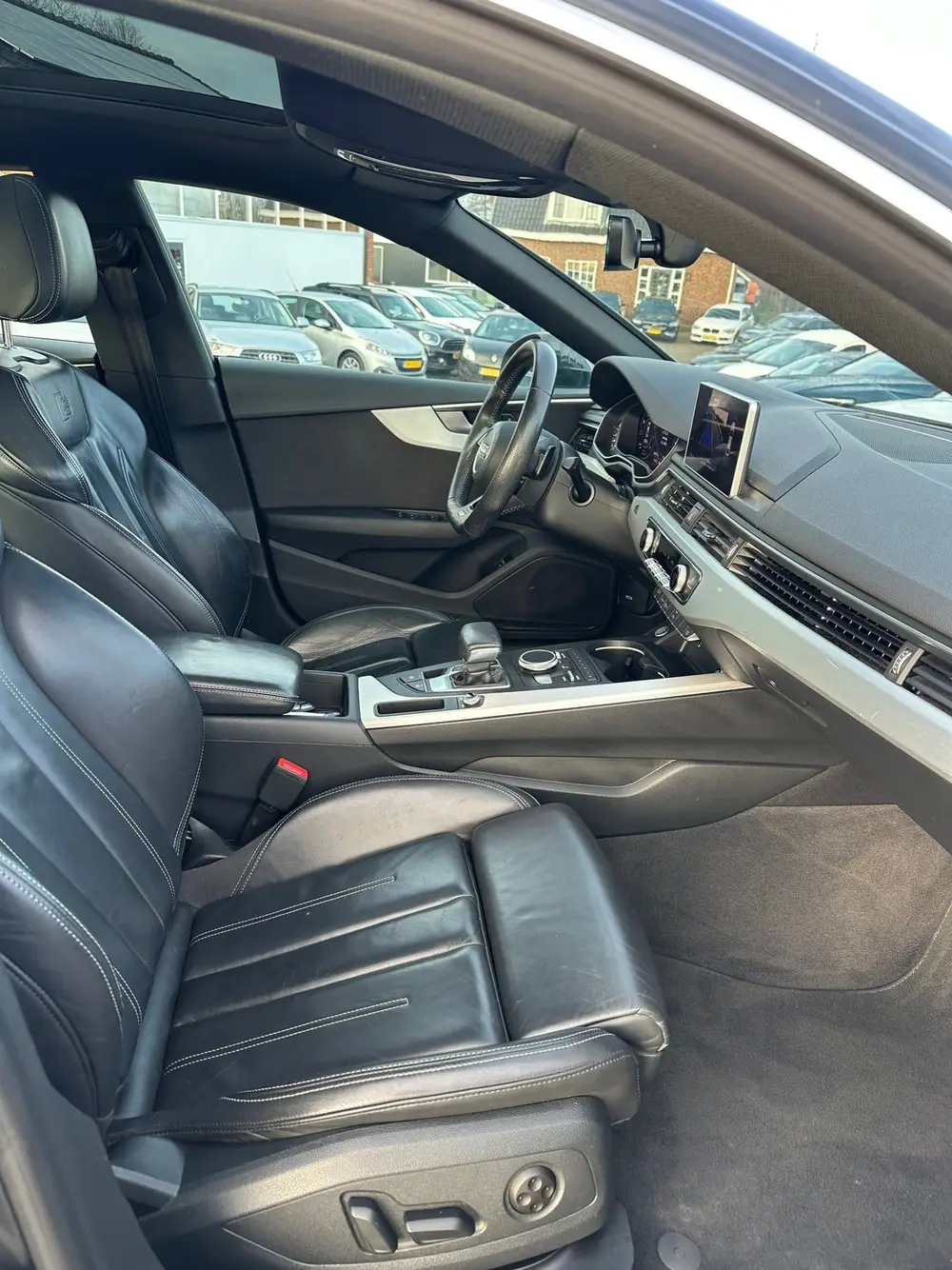 Audi A5 40 TFSI S-line uit 2019, foto 13